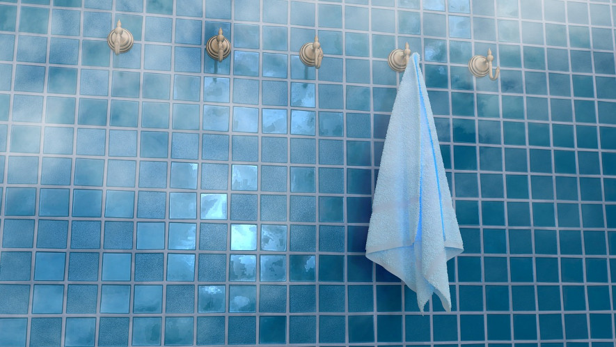 5 st självhäftande handdukskrokar, kaklad badrumsvägg blå